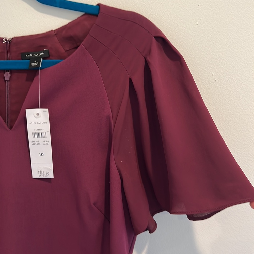 NWT Ann Taylor Sheath Dress Wine 10